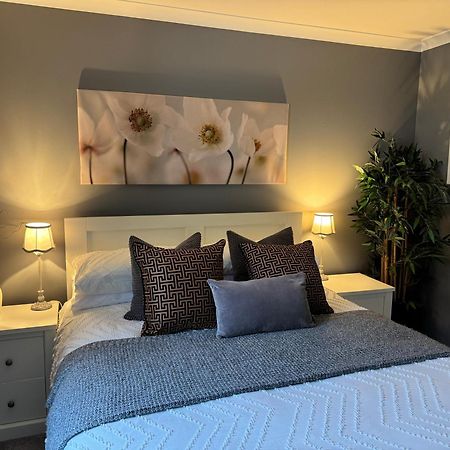Holly Lodge - 2 X Kingsize Bedrooms With Private Entrance And Free Parking-New Shower Room Oban Kültér fotó