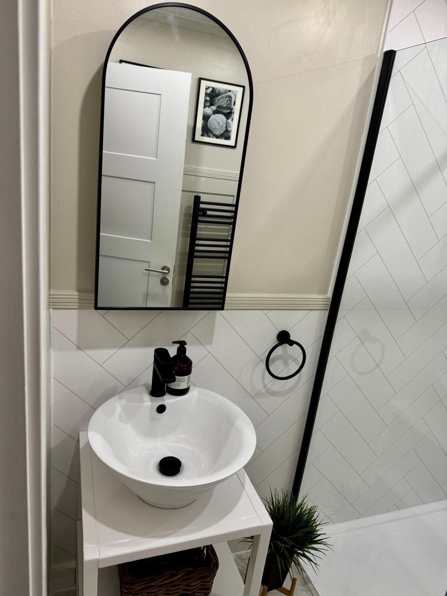 Holly Lodge - 2 X Kingsize Bedrooms With Private Entrance And Free Parking-New Shower Room Oban Kültér fotó